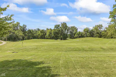 12248 Hawks Nest Drive, Fishers - 71