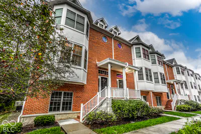 827 N Park Trail Drive, Carmel