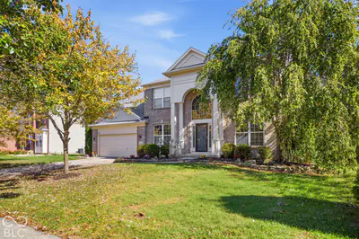 11795 Suncatcher Drive, Fishers