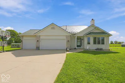 9009 Hamilton Road, Yoder