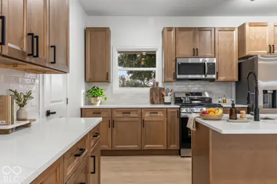 1606 Sutton Street, Alexandria - 9
