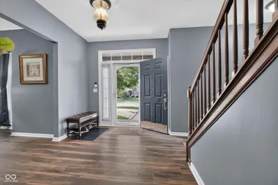 8642 Black Stone Xing, Avon - 5
