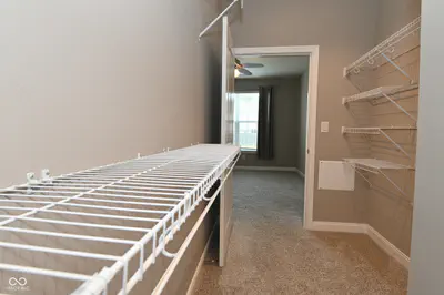 9170 Hedley Way E, Avon - 47