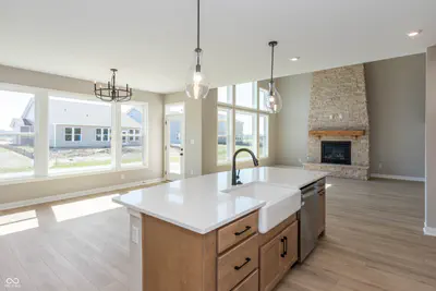 9551 Hemingway Drive, Indianapolis - 10