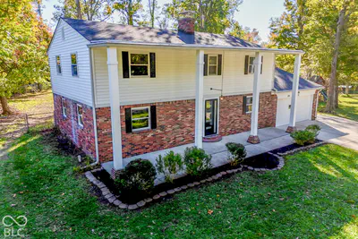 821 Merry Lane, Greenwood - 3