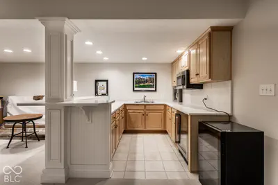 2 Stone Wall Lane, Zionsville - 46