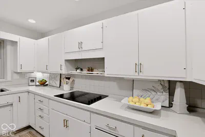 4657 Aldersgate Drive, Carmel - 14