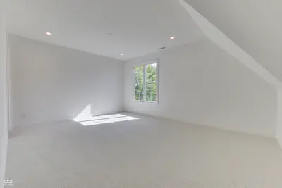 10880 Dartmoor Court, Zionsville - 28
