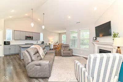 872 Cedar Grove Landing, Westfield - 9