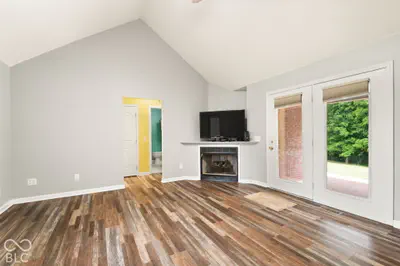 2490 W Haven Drive NW, Corydon - 7