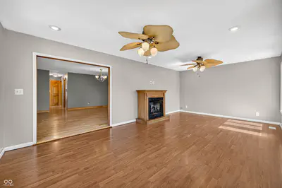 2846 Hillside Drive, Bedford - 12