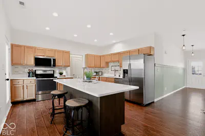 2020 Treving Drive, Cicero - 11