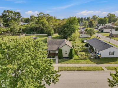 723 Oak Street, Seymour - 3
