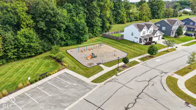 4437 Boyd Place, Westfield - 36