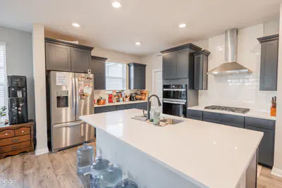 8910 Howlett Lane, Indianapolis - 9