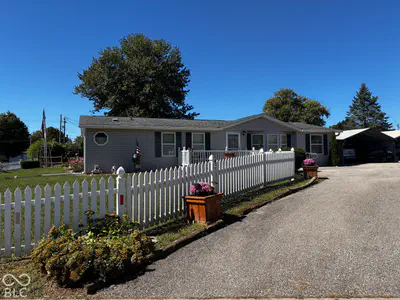 312 W Lou Lane, Greensburg