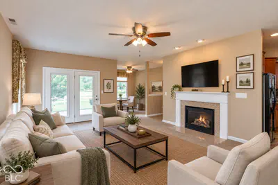 1116 Kristi Court, Greenwood - 7