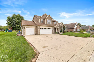 5518 Royal Troon Way, Avon - 41