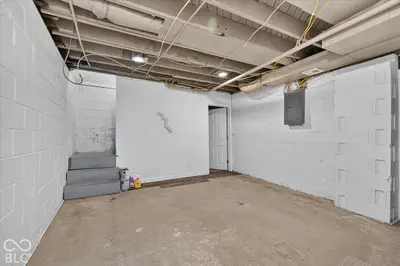 1636 Woodlawn Avenue, Indianapolis - 18