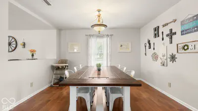 1124 E McClarnon Drive, Greenfield - 7