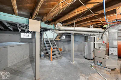 1031 College Street, South Bend - 15