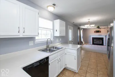 5526 Burning Tree Court, Indianapolis - 10