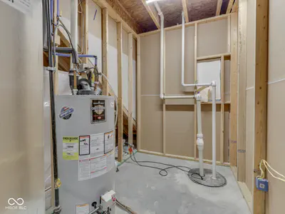 526 King Fisher Drive, Brownsburg - 40