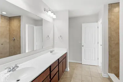 5281 Crowley Parkway, Whitestown - 24