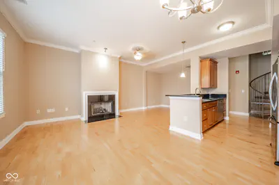 355 Ohio Street, Indianapolis - 17