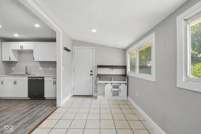 6025 Westhaven Drive, Indianapolis - 10