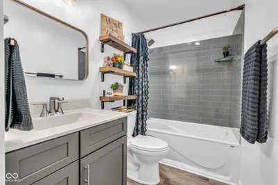 1221 Normandie Court, Avon - 28