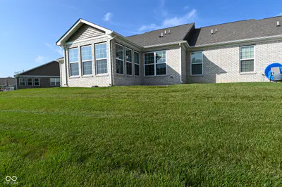 9170 Hedley Way E, Avon - 56