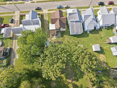 324 Locust Street, Shelbyville - 45