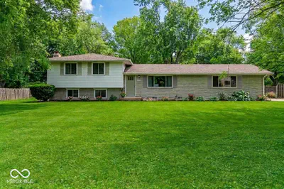 10725 Edgewood Avenue, Indianapolis