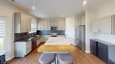 9802 Violet Circle, Indianapolis - 8