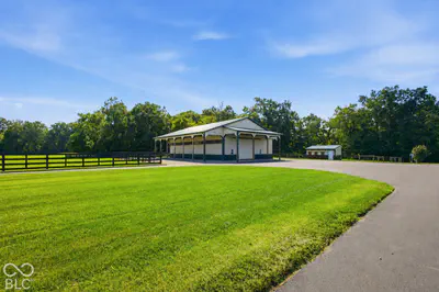 7813 W 50 S, Morgantown - 55