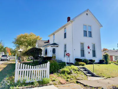 120 N Elm Street, Eaton