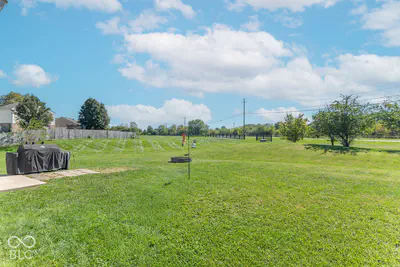 7941 Begonia Court, Camby - 26