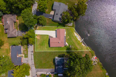 3783 North Wood Lake Drive, Columbus - 66