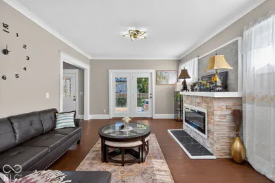 20 Woodland Drive, Indianapolis - 18