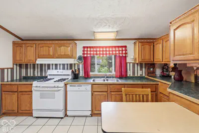 6376 Hall School Road, Martinsville - 18