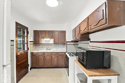 4541 Brookville Road, Indianapolis - 12
