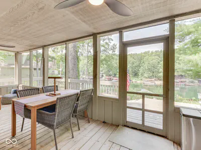 6250 Grosbeak Court, Nineveh - 73