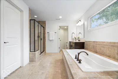 10529 Geist View Drive, Fishers - 28