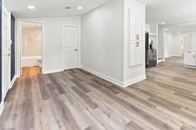 208 Tacoma Avenue, Indianapolis - 18