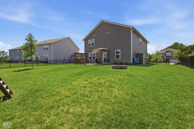9767 Alzada Drive, Fishers - 37