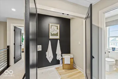 6046 Windsor Drive, McCordsville - 29