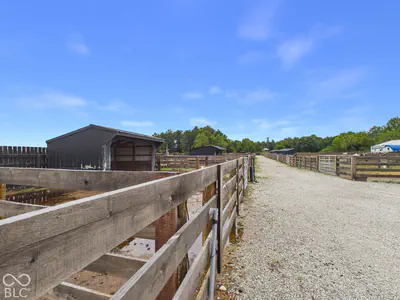 11104 County Road 1050, Stilesville - 23