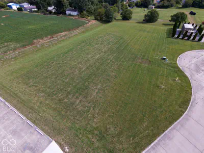 2560 Parkway Drive, Shelbyville