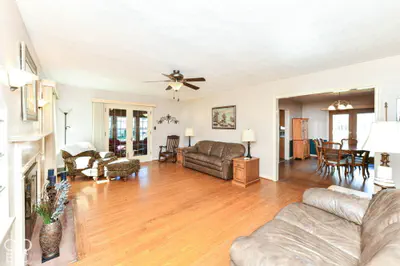 690 High Street, Middletown - 4